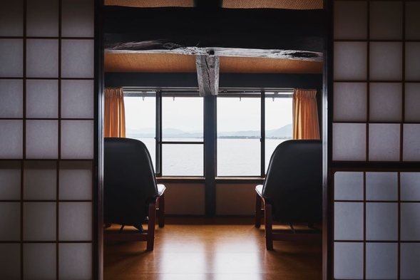 【最大5名様】＜素泊り＞245平米の和風貸別荘！琵琶湖の湖畔で釣りや湖水浴、BBQを楽しめます！